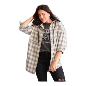 BKE Boyfriend Plaid Flannel Hooded Shirt Jacket Beige Grey‎ Size S